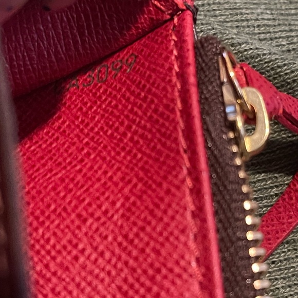 LIKE-NEW Louis Vuitton Monogram Emily Long Bifold Wallet. Date Code - CA3099 - Picture 16 of 16